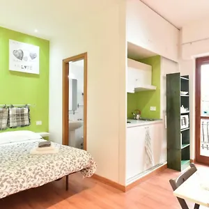 Magenta Superior Terrione 83 Apartamento Roma